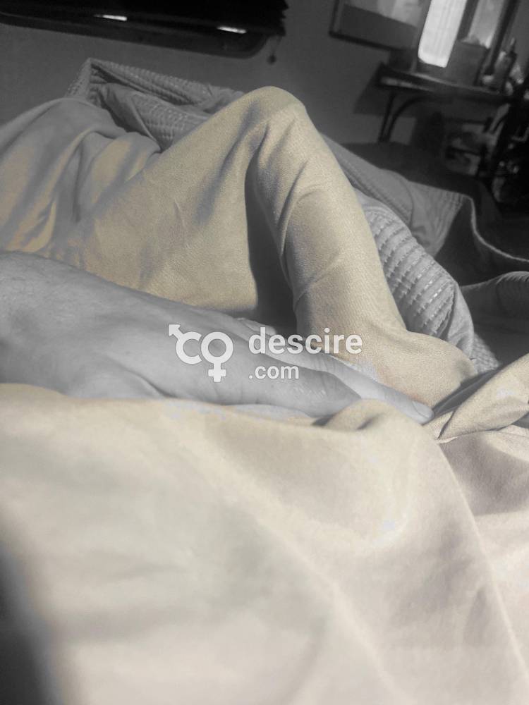 Chico busco pareja para trio  50 euros /h