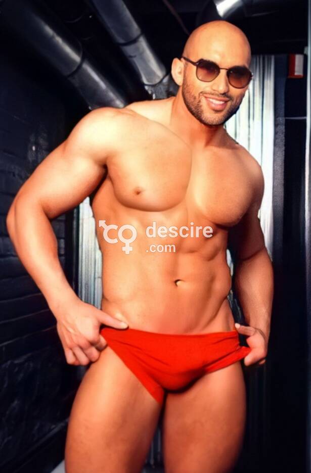Marco León – Actor porno, 23 cm reales, placer exclusivo