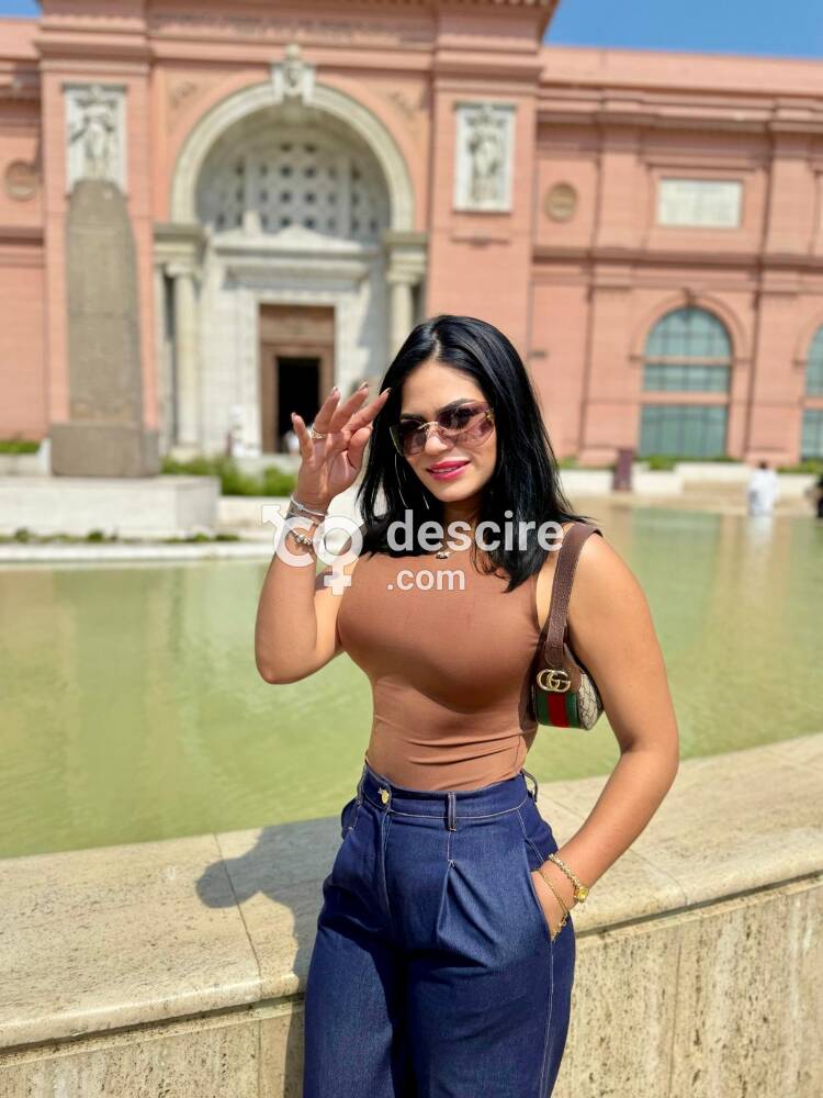 VENEZOLANA MORENAZA 24H