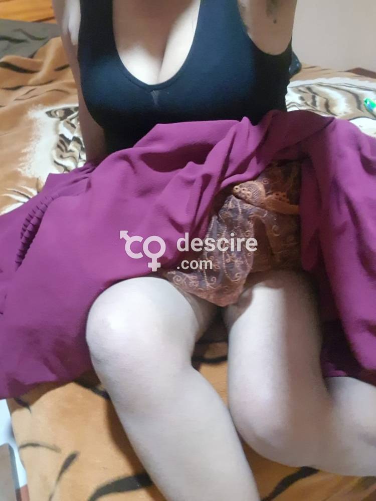 Gloria cholita iniciada bonita apretita