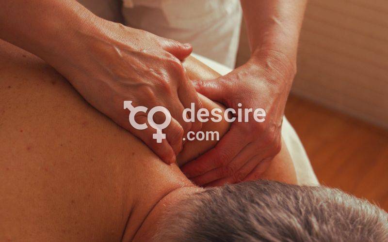 Señora masajista profesional