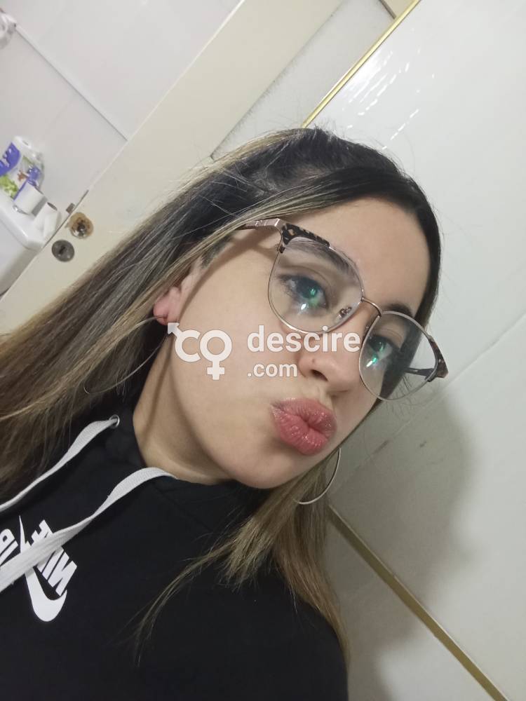 Vení a conocer a la pendeja de +18 . Que te va a hacer calentar y sacar la lechita 🤤🤤😏❤️