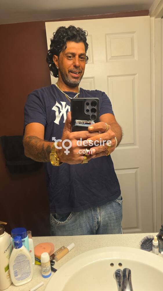 Big Hairy fat Hairy pussy granny rich