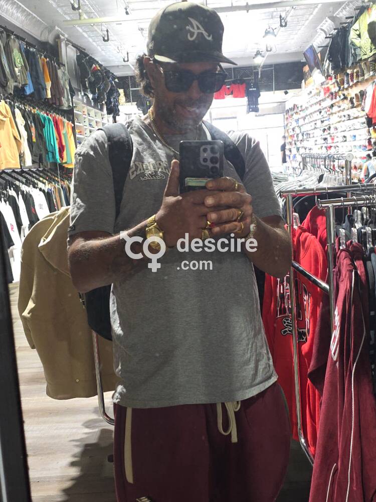 Big Hairy fat Hairy pussy granny rich