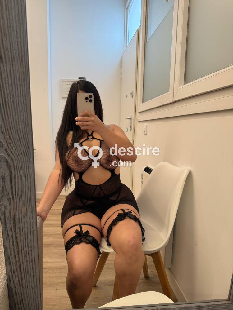 CAMILA RICA LATINA CULONA EN MADRID