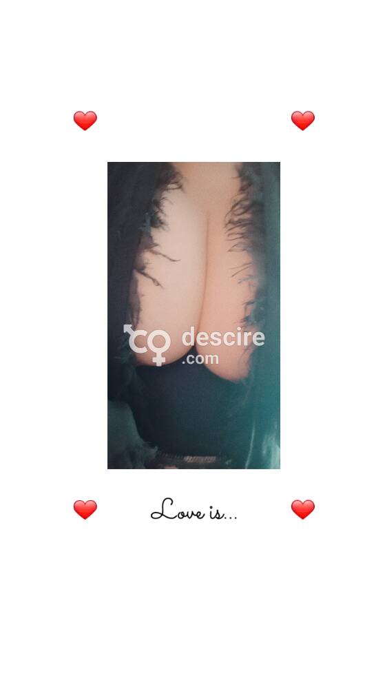 Pamela gordita senos enormes