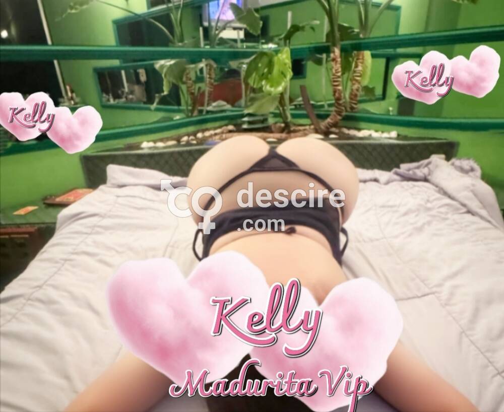 DULCE Y TIERNA MADURITA VIP