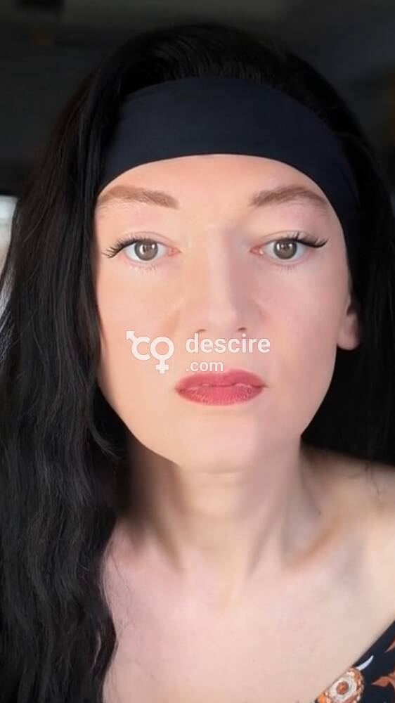 I Wanna Be Your Gurl!