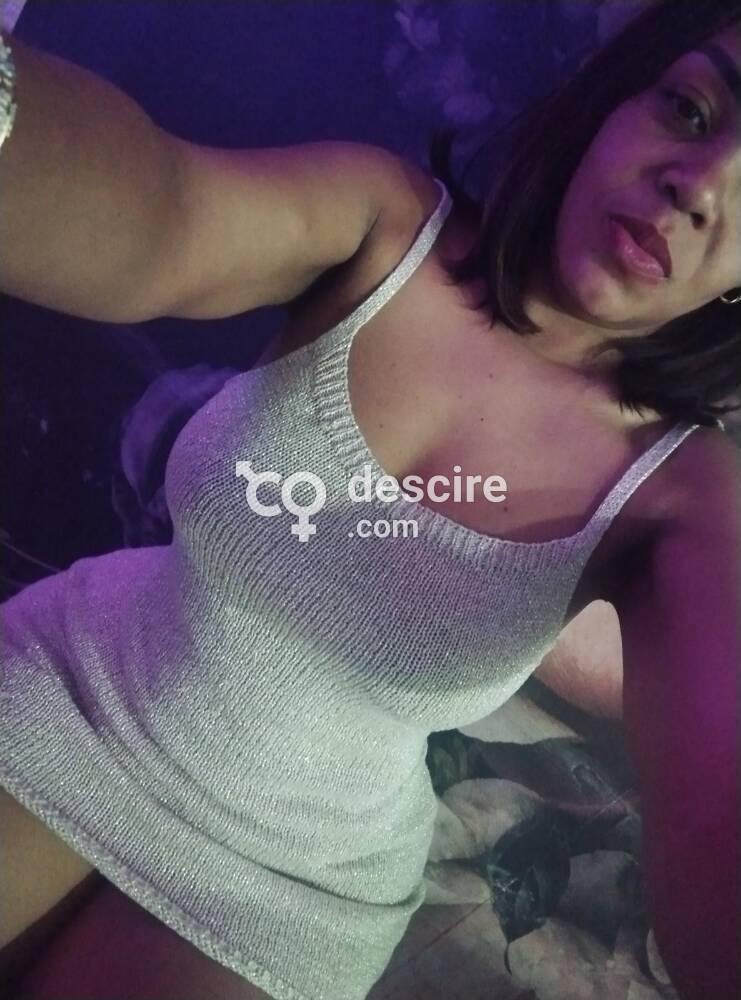 Mia morena colombiana exótica en Salt,  Girona