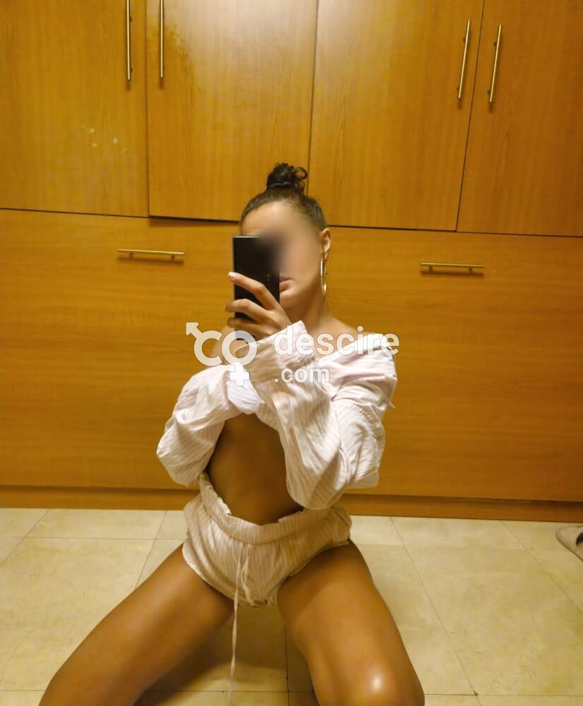 Yassmin morena exótica en Centro de Girona