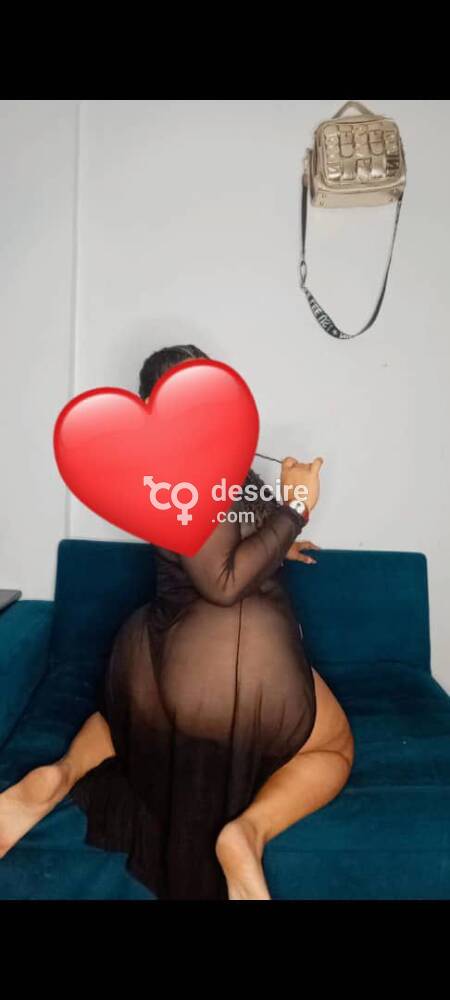 Gordita rica caliente disponible