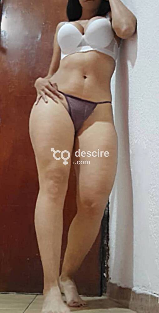 Tu bella dama disponible para pasarla rico