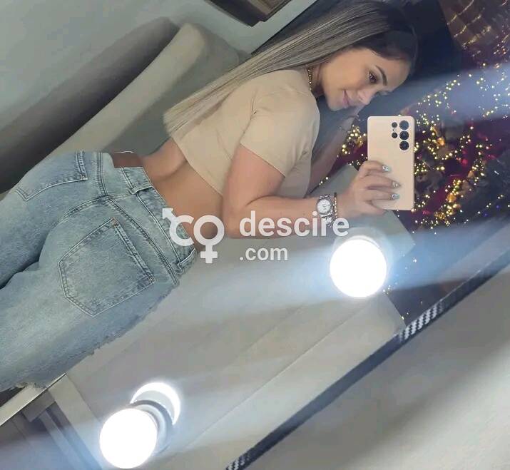 Hola yo soy una mujer sencilla agradable cariñosa y espectacular estará mis amores soy mujer prepago