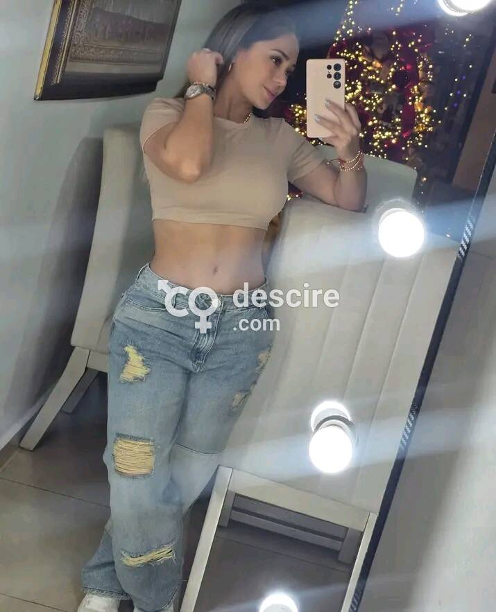 Hola yo soy una mujer sencilla agradable cariñosa y espectacular estará mis amores soy mujer prepago