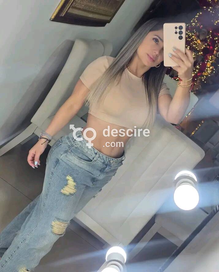 Hola yo soy una mujer sencilla agradable cariñosa y espectacular estará mis amores soy mujer prepago