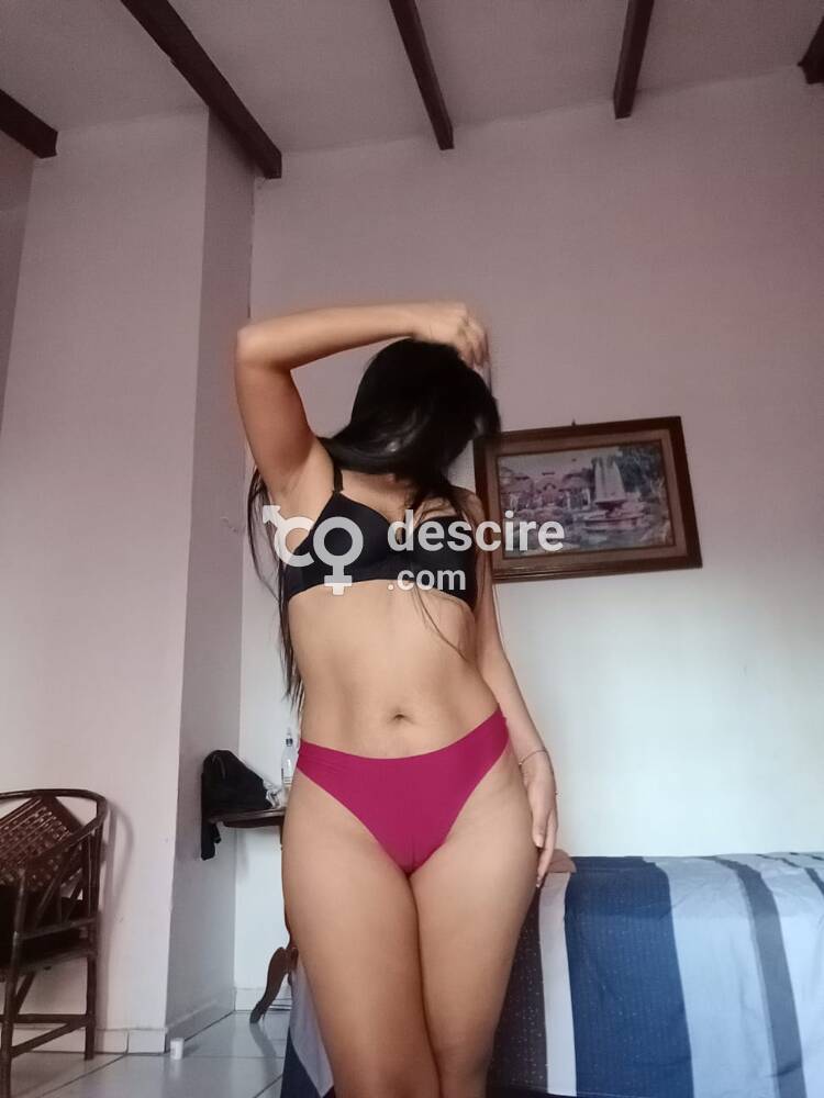 Morochita , culona sexy placentera  foto 💯 reales 🫦