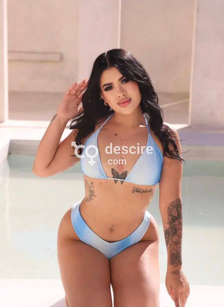 Andrea encantadora colombiana super profesional