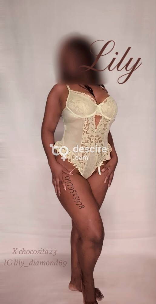 Papi tumbamos la cama ?.. su negra de muy rico sabor Activa - Guayaquil - Ecuador