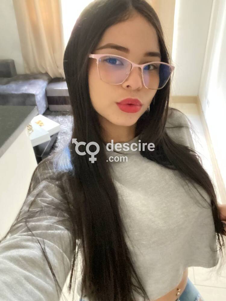 😘HOLA ANA MIS AMORES 🥰 LES TRAIGO UN SERVICIO SÚPER RICO PARA QUE TE DESESTREES  Y LA PASES SUPER RICO 😘😘 TE ESPERO MI AMOR Y TE COMPLASCO SUPER R - Caracas - Venezuela