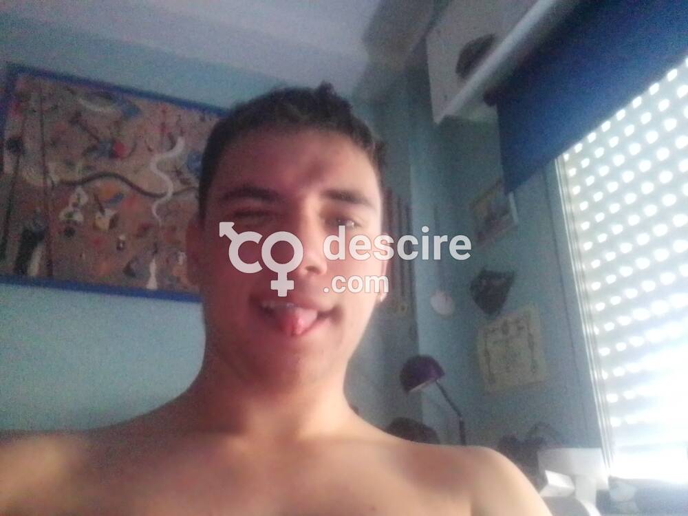 Putito joven para mujeres que necesiten un momento para ellas de placer y desenfreno - Collado Mediano - España