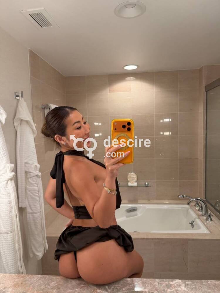 Asian sexy baddie with lot more erotic fun - Bishop's Stortford - United Kingdom