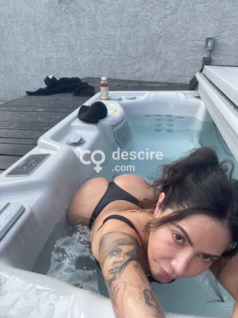 Erotic Natural Baddie for fun - Los Angeles - United States