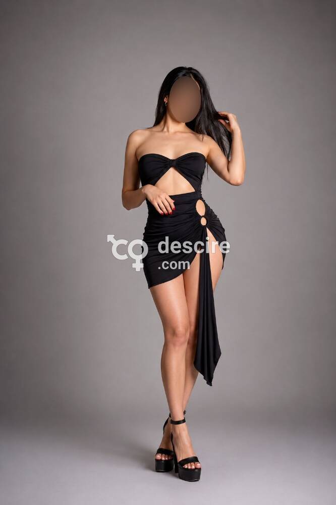 Jessie - , elegante y carismática masajista - Alicante - España