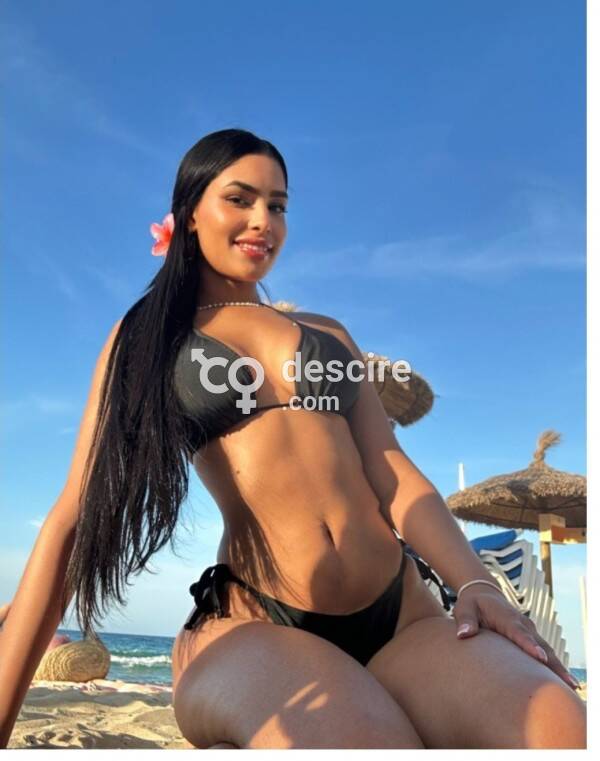 RECIEN LLEGADA A PEÑISCOLA ENCANTADORA LATINA - Castellón de la Plana - España
