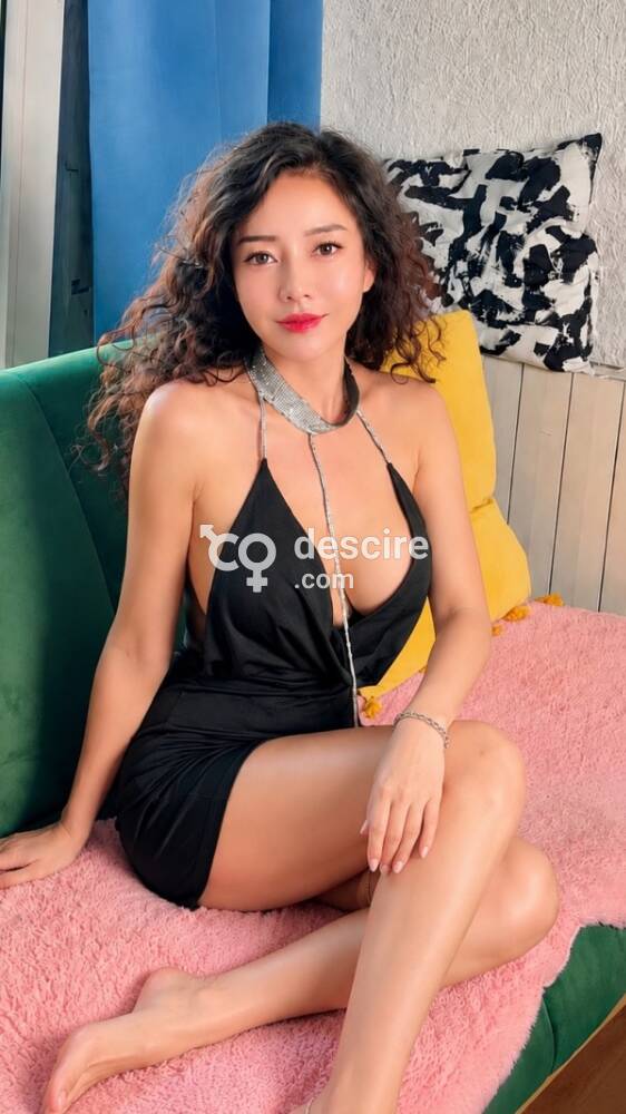 Ling nueva chica asiática en Girona - Gerona - España