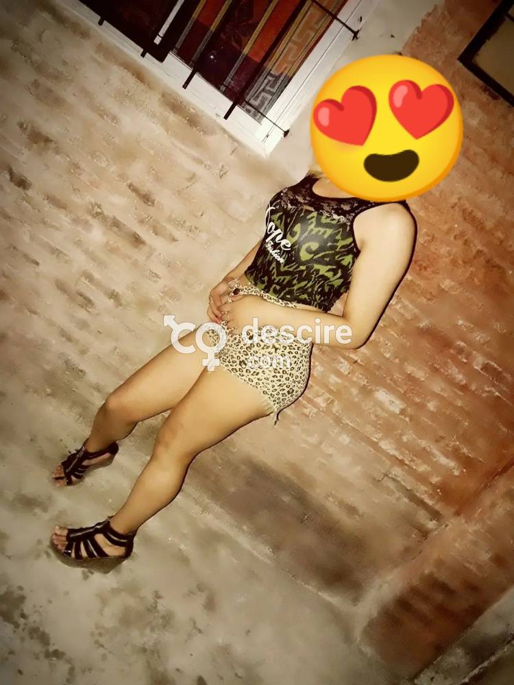 Hermosa colegiala