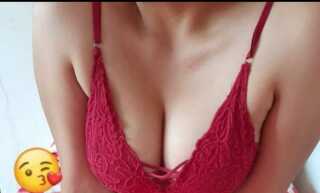 Independiente mujer madura muy complaciente cariñosa