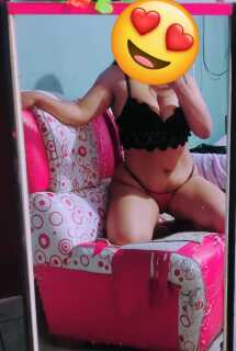 hermosa jovencita cariñosa