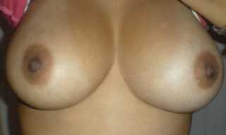 Sin condón💦cholita arrechita