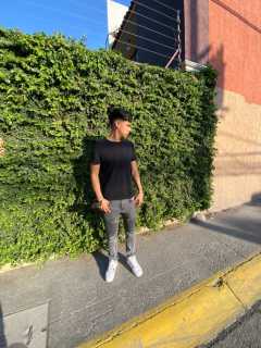 Acompañante para damas de alto perfil... les cumplo su fantasía...