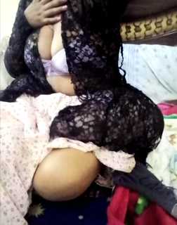 AMALIA, BONITA, CARIÑOSA, ATREVIDA Y FOGOSA