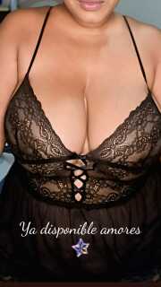 MILF NINFÓMANA Y CACHONDA, TETONA CULONA Y CON GANAS DE MUCHA LECHE