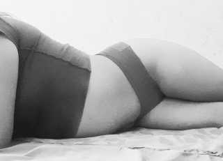 Señorita universitaria iniciante