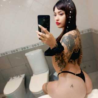 Mika de 18 añitos dispuestas a cumplir todas tus fantasias