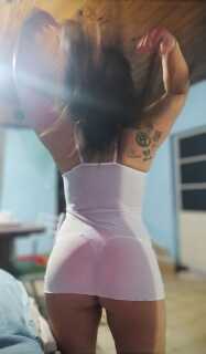 Morocha sexy con muchas ganas de jugar💦🍼