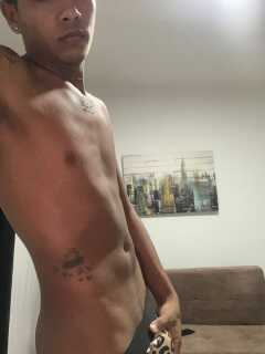 Chico joven y caliente