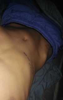 Flaco cachondo con pene de buen tamaño