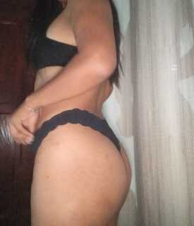 Sexi morenita macanuda independiente me encanta el sexo anal