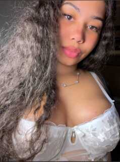 SOFIA BROWN SKIN 24 UURS MASSAGES EN MEER - Amsterdam - Nederland