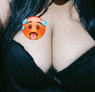 TETONA SEXY GORDITA RELLENITA SUMISA COMPLACIENTE MEGA TETINA - El Alto - Bolivia