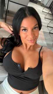 Ava – Basildon’s Irresistible Essex Enchantress telegram @avawood61 - Baildon - United Kingdom