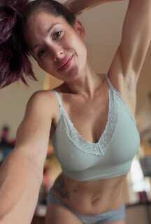 Female naughty escort - Liverpool - United Kingdom